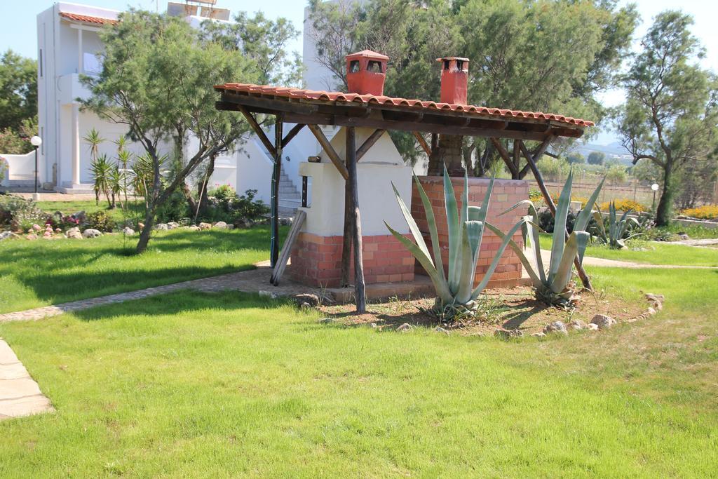 Zefyros Apartments And House Kissamos Exterior photo